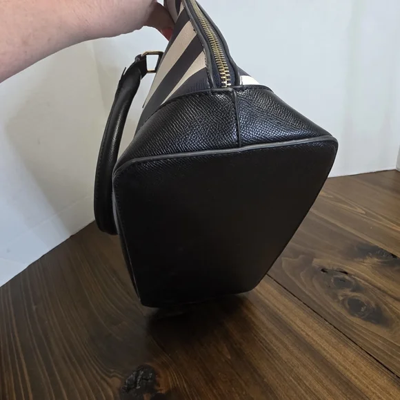 Aldo Navy and White Striped Satchel with Lock & Key - Picture 9 of 13